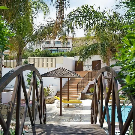 Joya Cyprus Skyline Garden Ferienhaus *